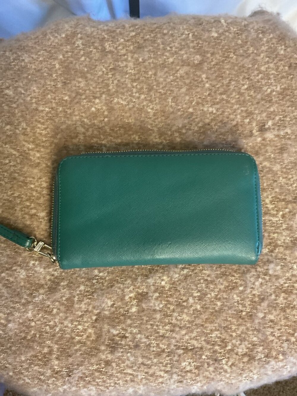 Steve Madden Zip Around Wristlet Wallet Olive Green Faux Leather Gold Accent - Picture 7 of 7
